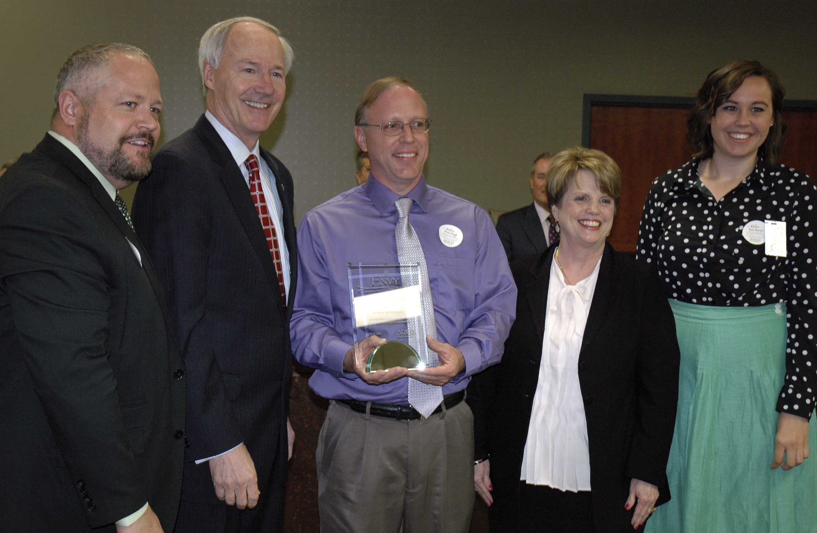 (Left to Right) Don Marr, Governor Asa Hutchinson, Brian Pugh, ADEQ Director Becky Keogh, Kate Barnes